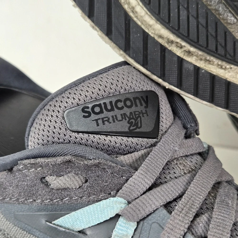 Saucony Triumph 21 Womens Size 9.5 Running Shoes Gray‎ Walking Sneaker S10881-11